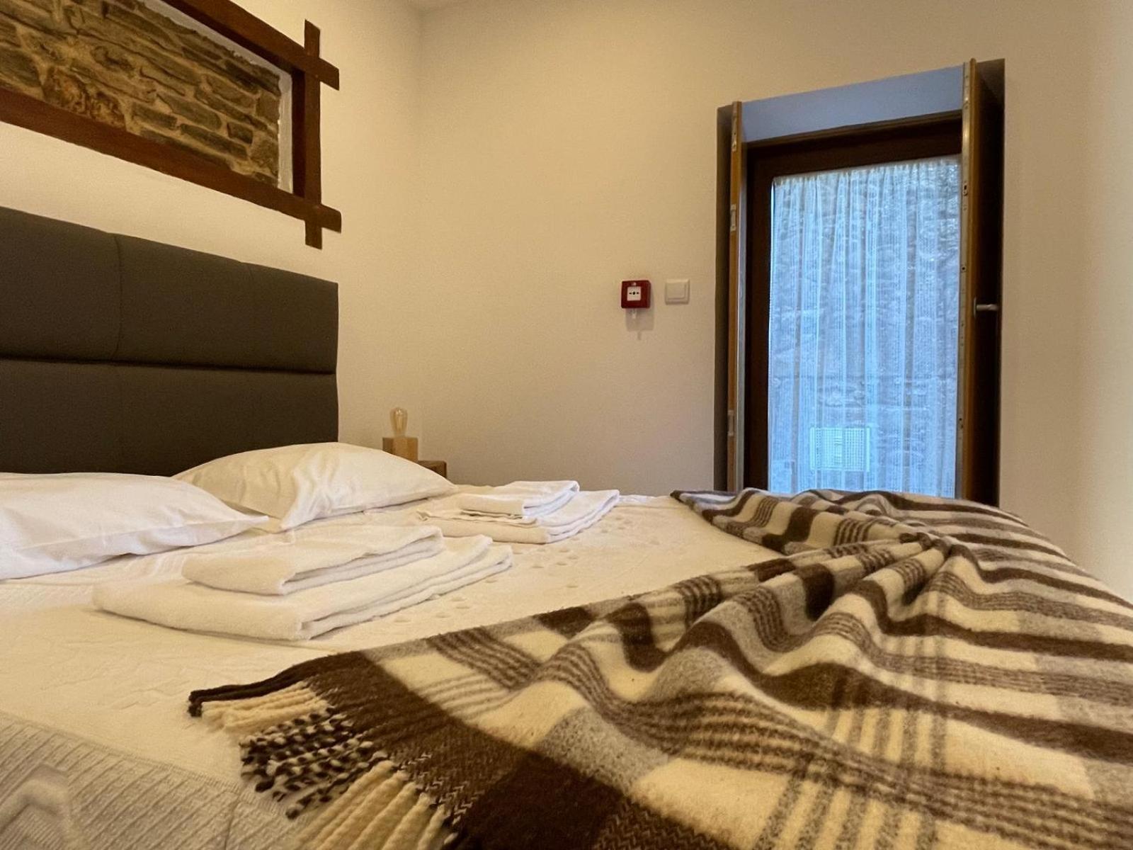 Casa De Xisto Ti Lucilia Villa Videmonte Екстериор снимка